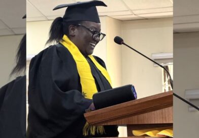 Estudantes do Quênia e de Uganda celebram uma nova etapa com a BYU–Pathway