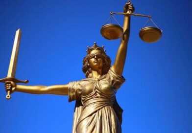Precisamos ficar entre a liberdade religiosa e os direitos de quem pensa diferente?